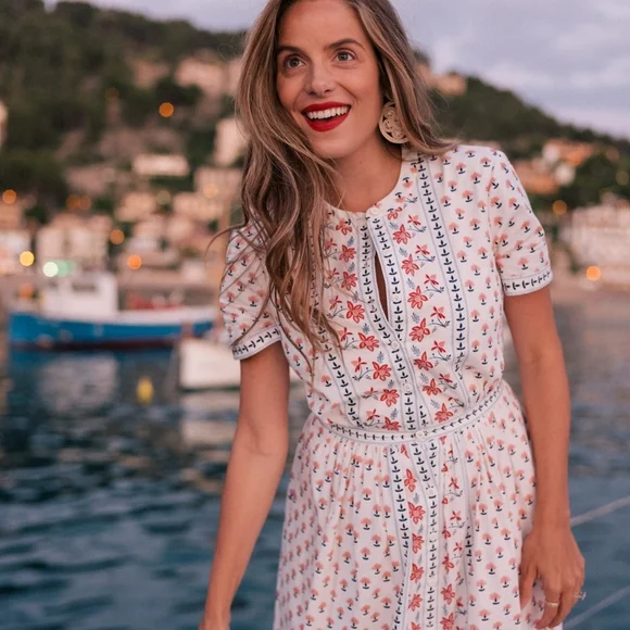 Gal Meets Glam Alisa Maxi Dress -UNICORN -RARE is available for purchase on  au PAY Market - Imported Goods Online Store Co.Ltd. | au PAY Market -  Online Shopping Site